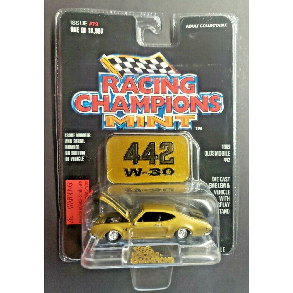 1996 Racing Champions Mint-1969 Oldsmobile 442 #68 Gold 1:58 HW3